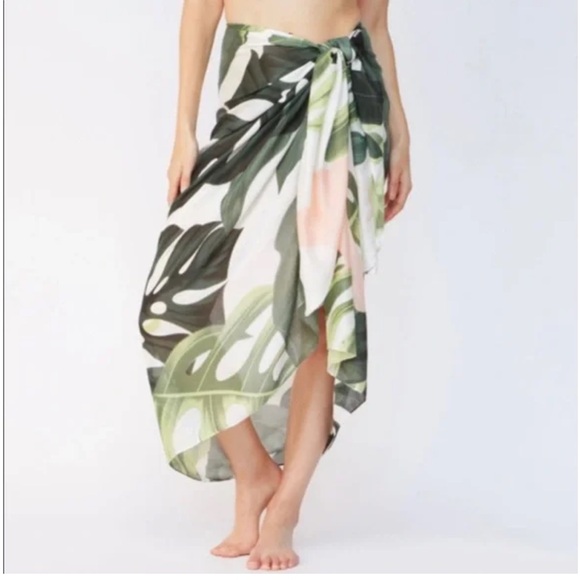 Virginia Wolf Multi Wear Wrap - Picture 10 of 15